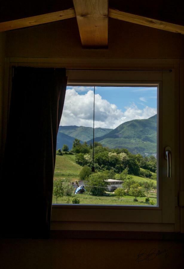 La Torretta Bobbio Acomodação com café da manhã Exterior foto